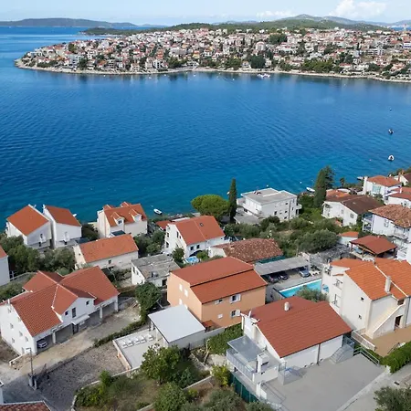 In Okrug Gornji شقة *