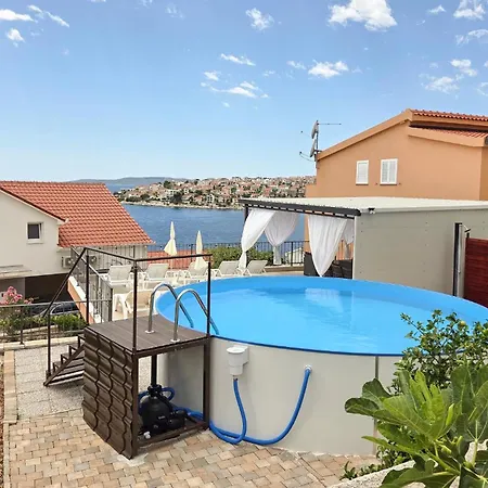 3 Bedroom Cozy In Okrug Gornji Apartamento *